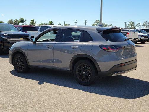 2025 Honda HR-V 2WD Sport