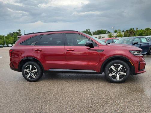 2023 Kia Sorento S