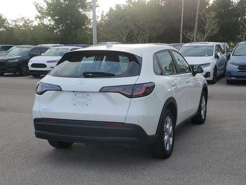 2024 Honda HR-V LX
