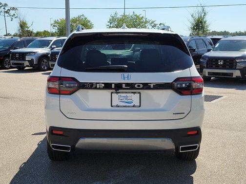 Wy 2026 Honda Pilot Touring 8-Passenger