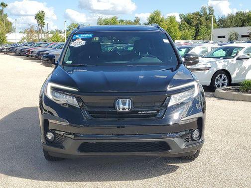 2022 Honda Pilot AWD Black Edition