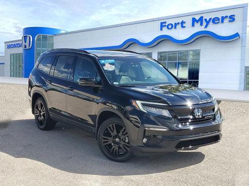 2022 Honda Pilot AWD Black Edition