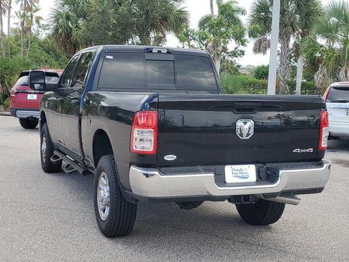 2024 RAM 2500 Tradesman Crew Cab 4x4 6'4' Box