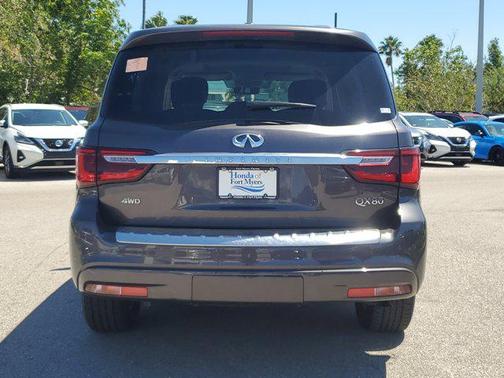 2024 INFINITI QX80 Luxe