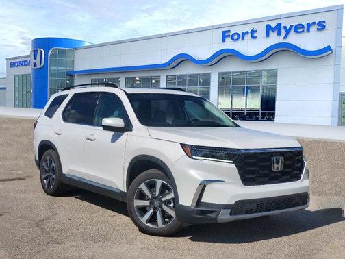 2025 Honda Pilot Touring 8-Passenger