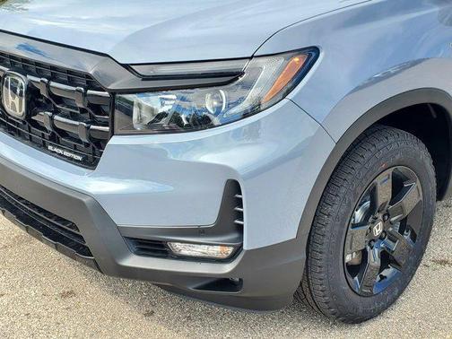 2025 Honda Ridgeline Black