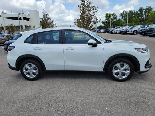 2023 Honda HR-V LX