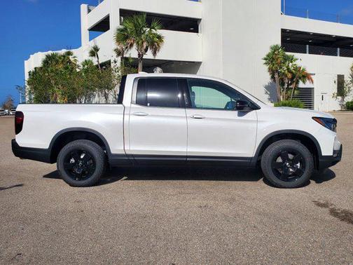 2025 Honda Ridgeline Black