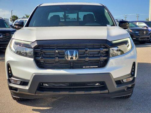 2025 Honda Ridgeline Black