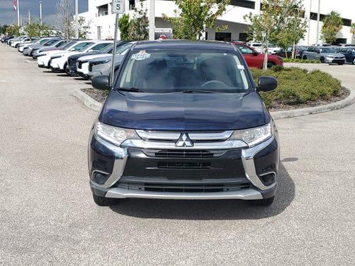 2018 Mitsubishi Outlander ES