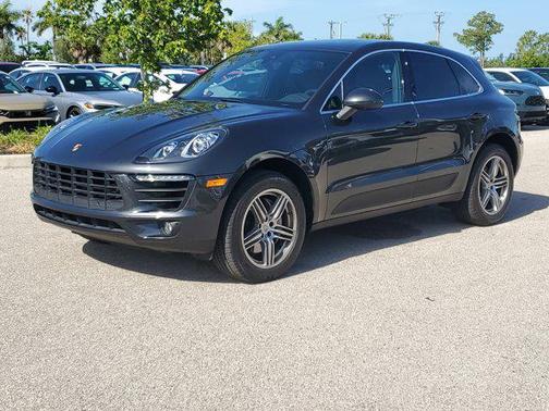 2017 Porsche Macan Base