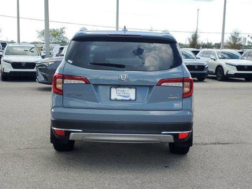 2022 Honda Pilot AWD Elite