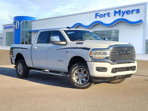 2024 RAM 2500 Laramie Crew Cab 4x4 6'4' Box