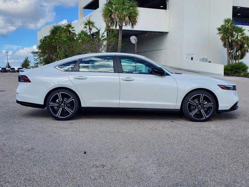 2025 Honda Accord Hybrid Base