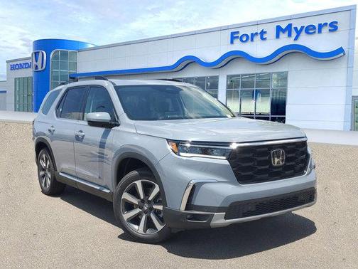 2025 Honda Pilot Touring 8-Passenger