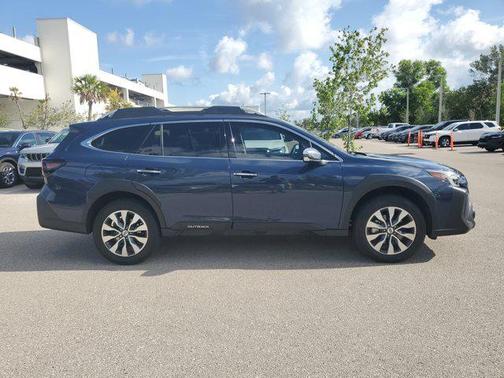 2023 Subaru Outback Touring