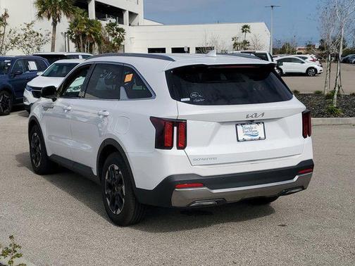 2024 Kia Sorento S