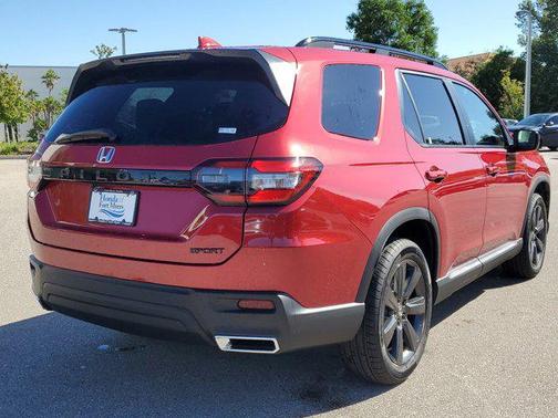 2025 Honda Pilot Sport
