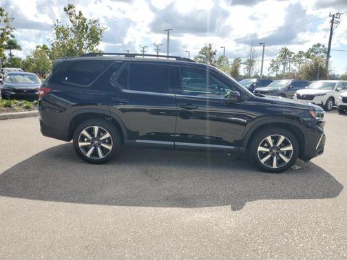 2024 Honda Pilot Touring 8-Passenger