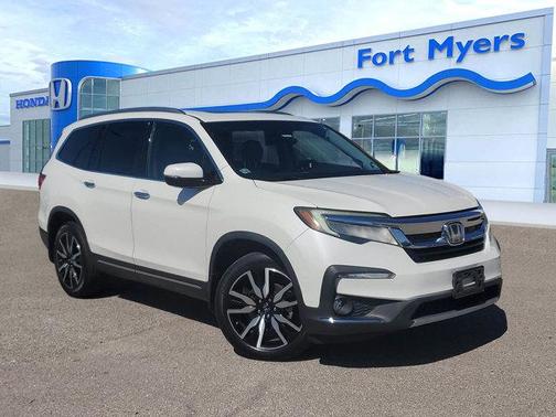 2019 Honda Pilot Touring 8-Passenger