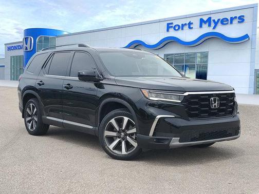 2023 Honda Pilot AWD Elite