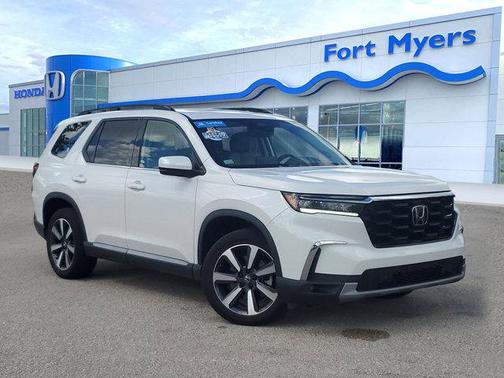 2024 Honda Pilot Touring 8-Passenger