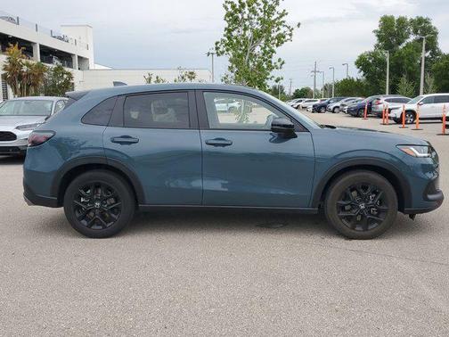 2025 Honda HR-V 2WD Sport