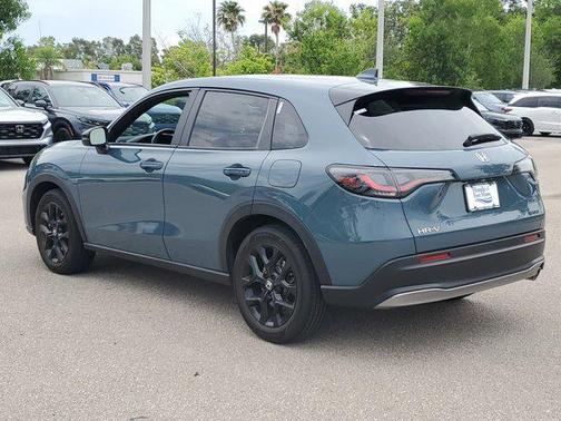 2025 Honda HR-V 2WD Sport