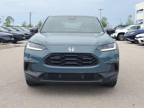 2025 Honda HR-V 2WD Sport