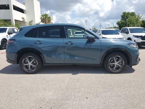 2024 Honda HR-V EX-L