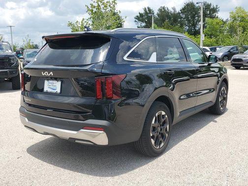 2024 Kia Sorento S
