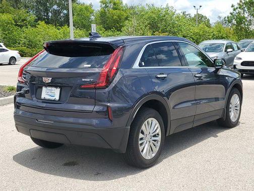 2024 Cadillac XT4 Luxury
