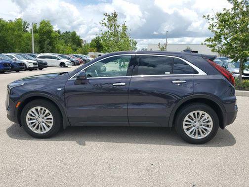 2024 Cadillac XT4 Luxury