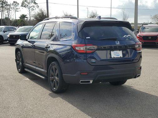 2023 Honda Pilot AWD Sport