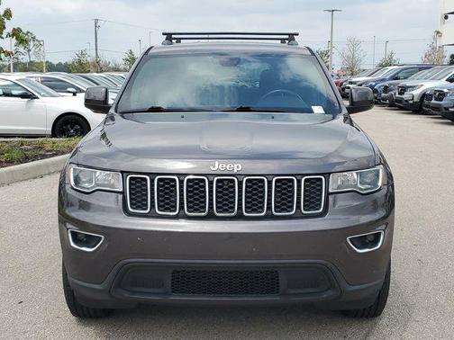 2020 Jeep Grand Cherokee Laredo