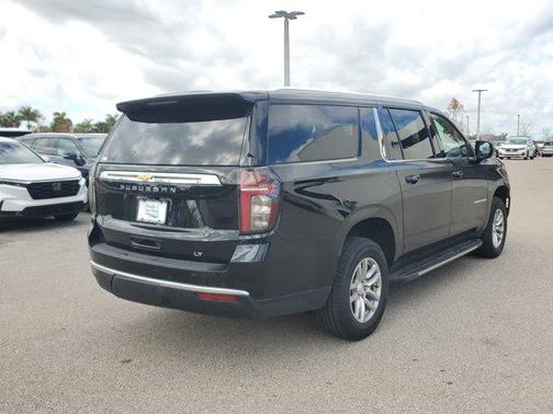 2024 Chevrolet Suburban LT