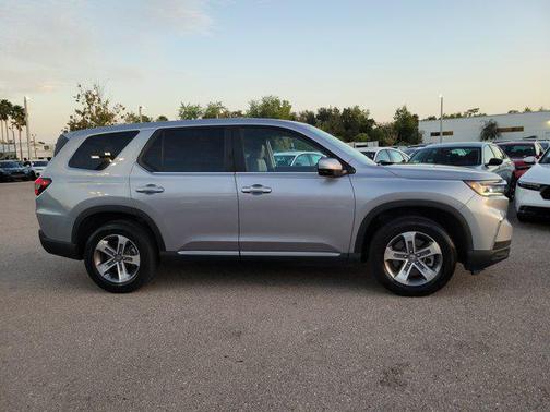 2024 Honda Pilot EX-L 7 Passenger