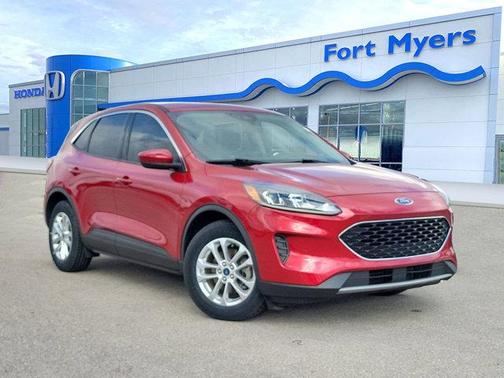 2020 Ford Escape SE