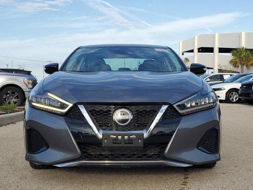2023 Nissan Maxima SV Xtronic CVT