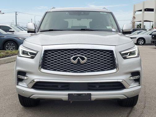 2023 INFINITI QX80 Luxe