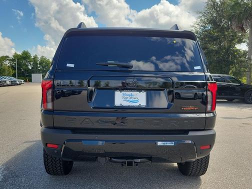 Crystal Black Pearl 2027 Honda Passport TrailSport Elite Blackout