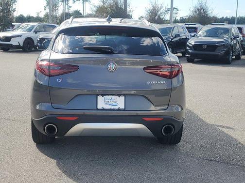 2019 Alfa Romeo Stelvio Base