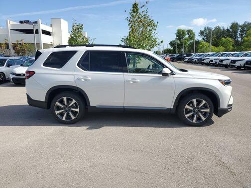 2025 Honda Pilot Elite