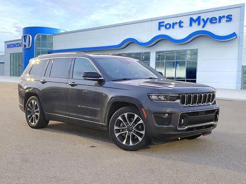 Baltic Gray Metallic Clearcoat 2023 Jeep Grand Cherokee L Overland