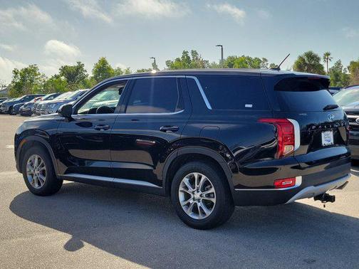 2022 Hyundai PALISADE SE