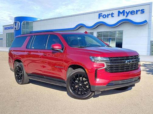 Cherry Red Tintcoat 2022 Chevrolet Suburban RST