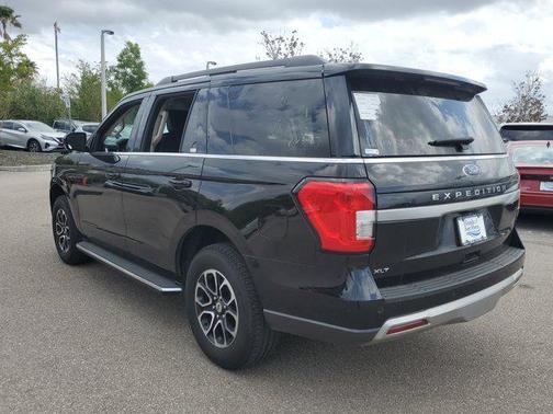2023 Ford Expedition XLT