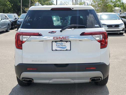 2023 GMC Acadia FWD SLT