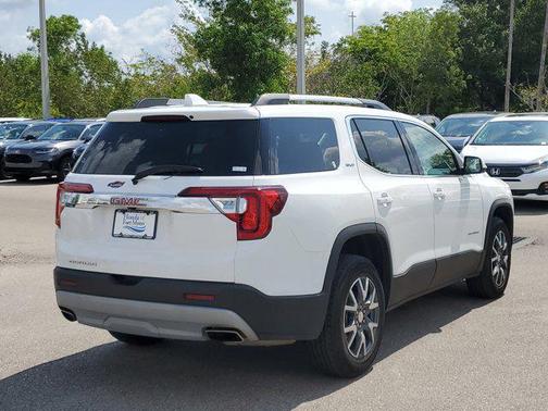 2023 GMC Acadia FWD SLT