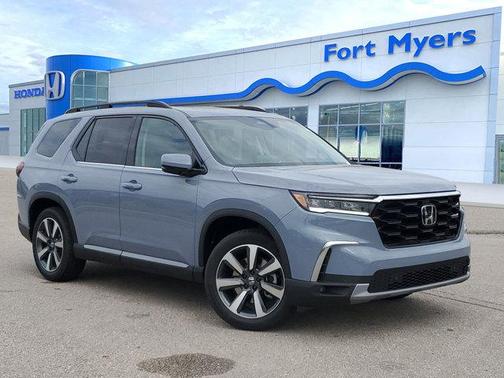 2025 Honda Pilot Touring 8-Passenger
